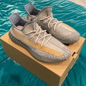 Yeezy 350 V2 Israfil